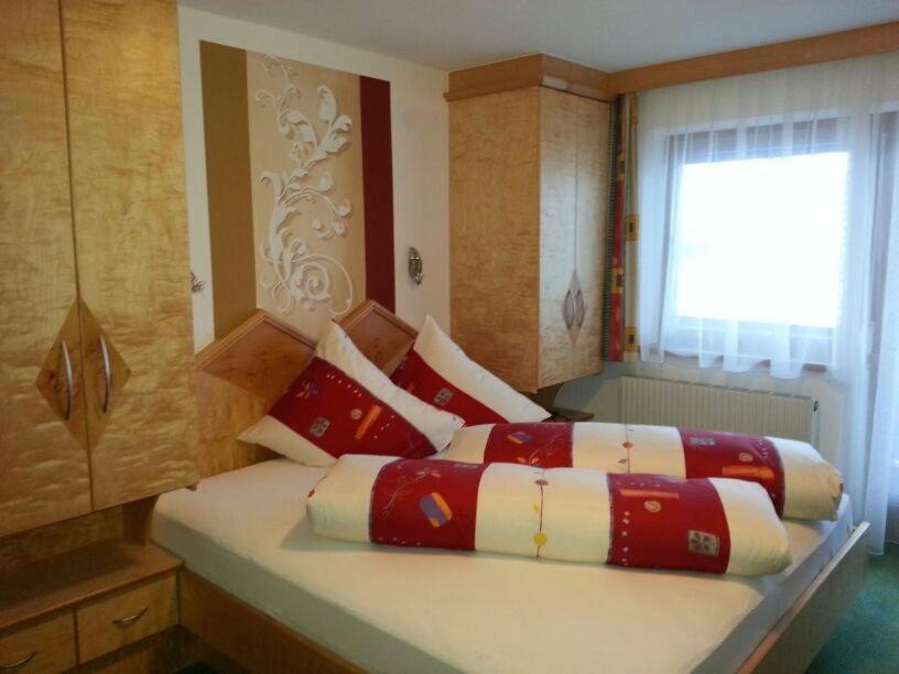 Apart Garni Mirabell Hotel Kappl  Room photo